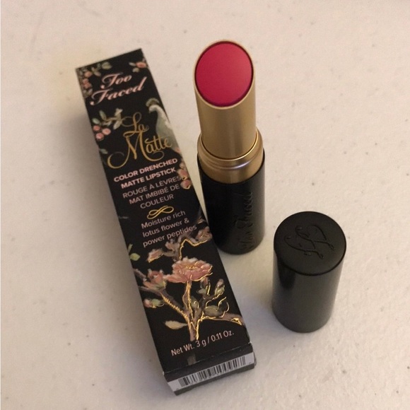 TOO FACED LA MATTE LIPSTICK - TROUBLEMAKER - Picture 7 of 14